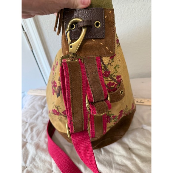 Lucky Brand Cherry Blossom Canvas Suede Crossbody Shoulder Bag 
Large Pink - Picture 9 of 13